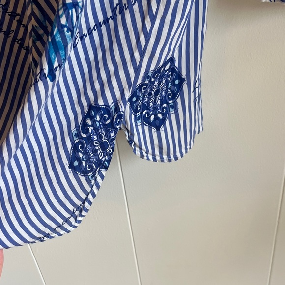 Chico's Blue and White Striped Button Down Elephant Floral Shirt Sz 1 or 8-10 - Picture 15 of 15